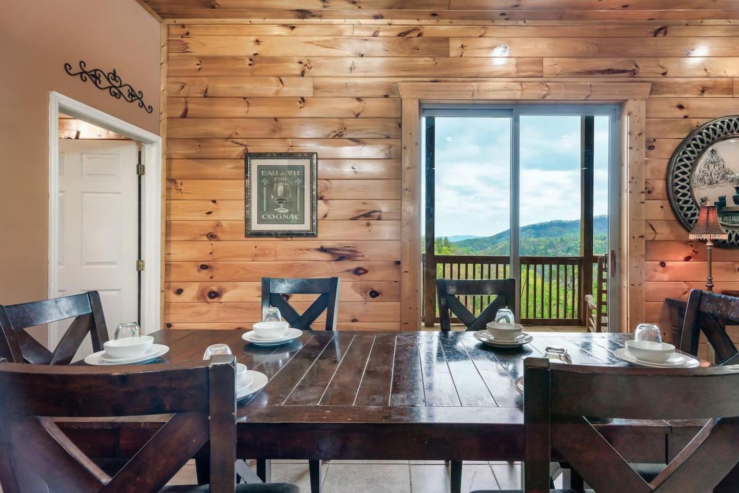 Top Mtn Views, Hottub, Games, 4 Suites, Pets Sevierville Exterior photo